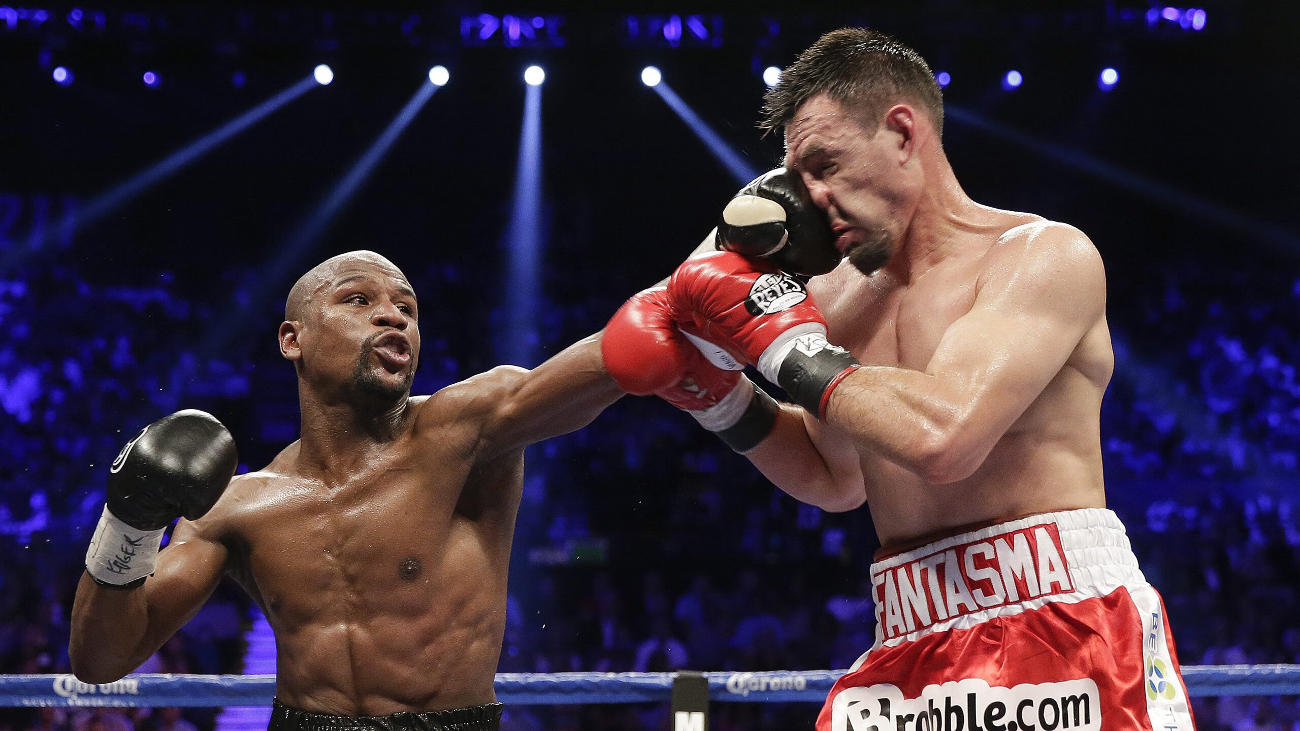 英超激烈竞争：精彩场面不断刷新！，英超英超